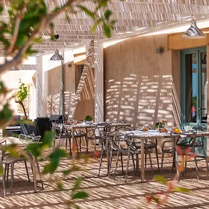 https://relais-casina-miregia.sicilyhotelsitaly.net