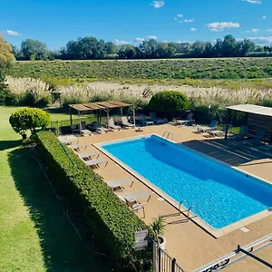 https://le-mas-des-piboules.fr-provencehotel.com
