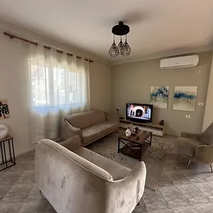 oteli̇ zi̇yaret edi̇n