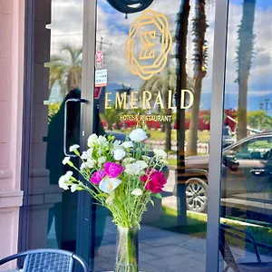 oteli̇ zi̇yaret edi̇n