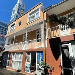 oteli̇ zi̇yaret edi̇n