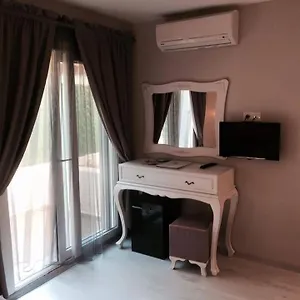 oteli̇ zi̇yaret edi̇n