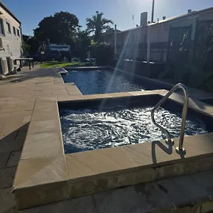 Fraser Coast Tourist Park 4*, Hervey Bay Australia